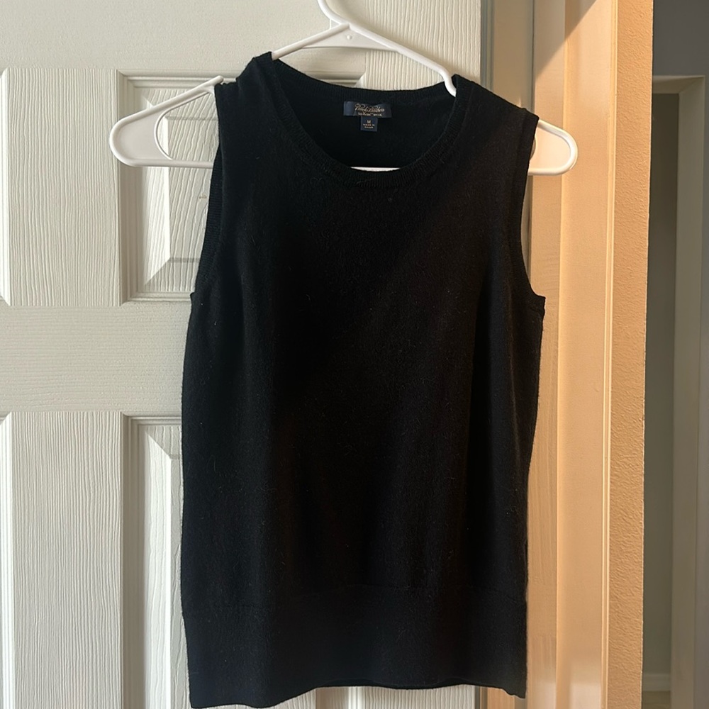Brooks brothers Saxon wool black sleeveless top
